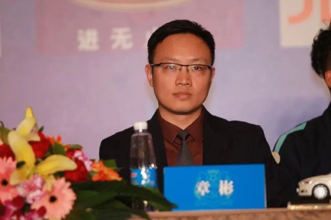 西西大胆直播