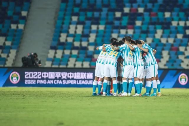 女学生光屁股无内裤网站